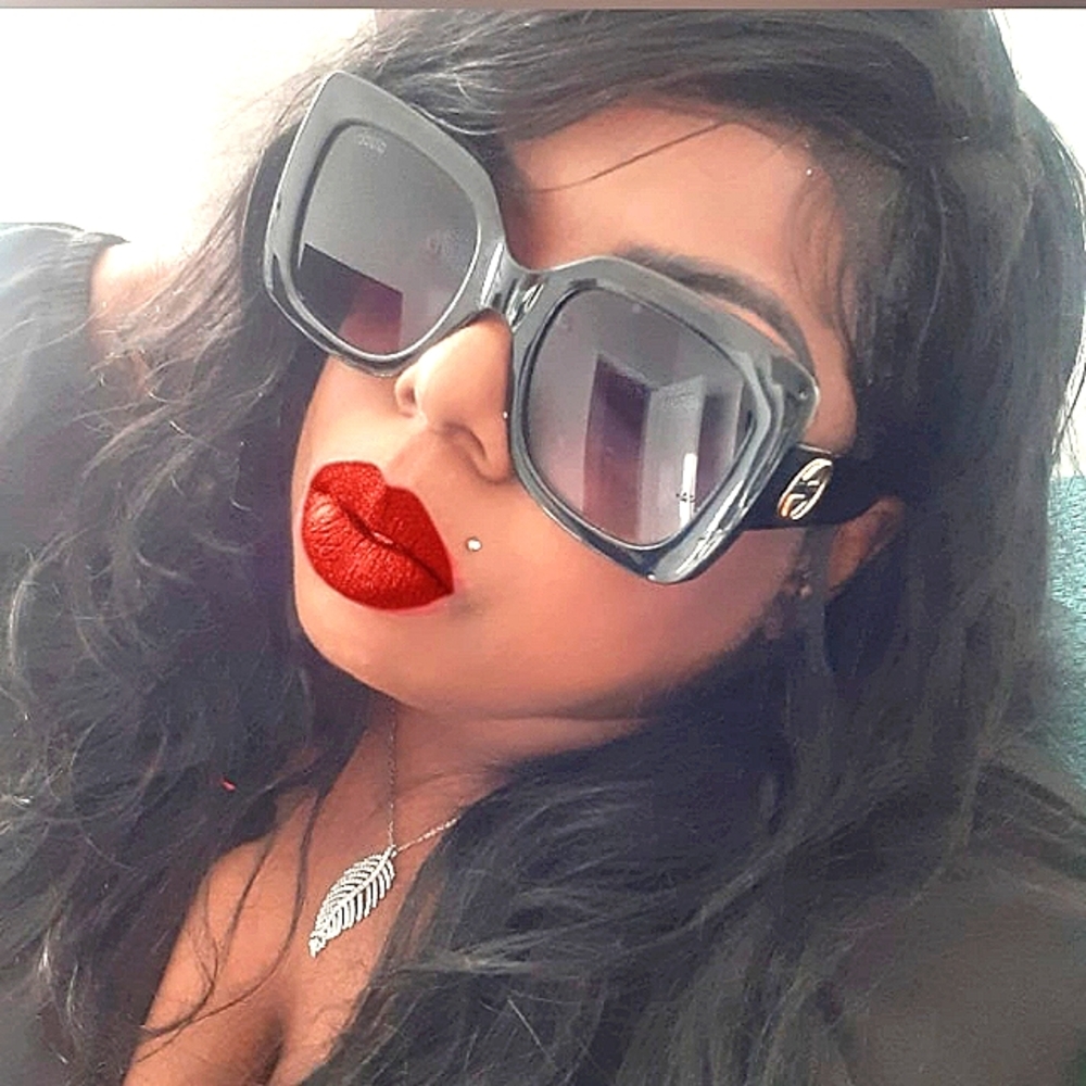 ✨️Meet your Posher Ambassador 2,  Licia 5 🌟 SELLER 🛍✨️ FAST SHIPPER ✨️💝🌺💕 - Picture 15 of 16